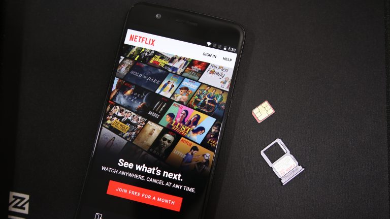 Airtel is Providing Free Netflix and ZEE5 Subscription