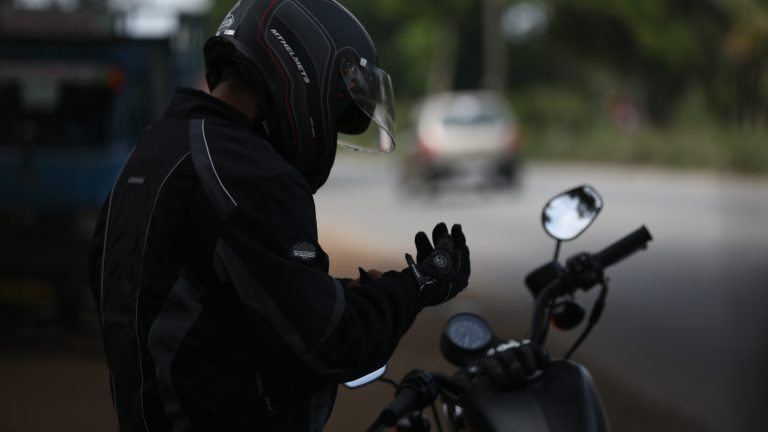 5 Essential Gears for your Long Motorcycle Trip