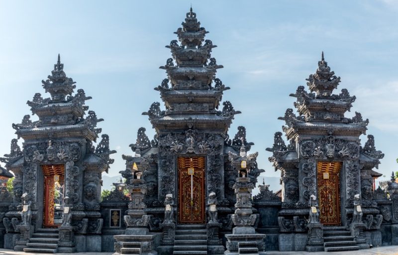 temple in ubud bali